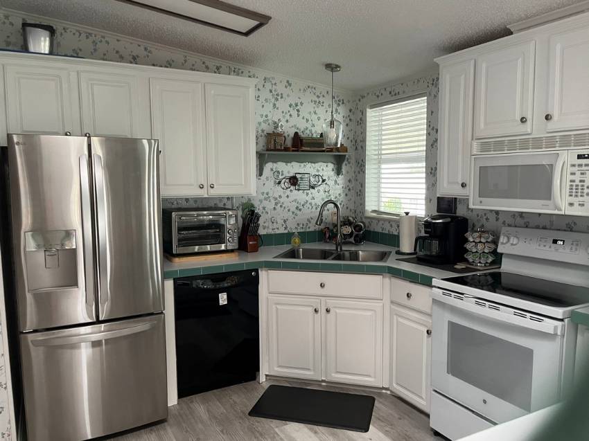 2417 Crooked Stick Drive a Winter Haven, FL Mobile or Manufactured Home for Sale
